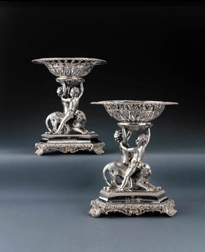 A FINE PAIR OF GEORGE IV SILVER DESSERT STANDS
