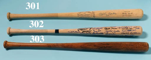 HALL OF FAME BAT