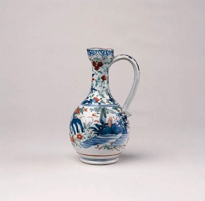 A KAKIEMON STYLE EWER