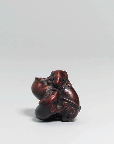A wood netsuke