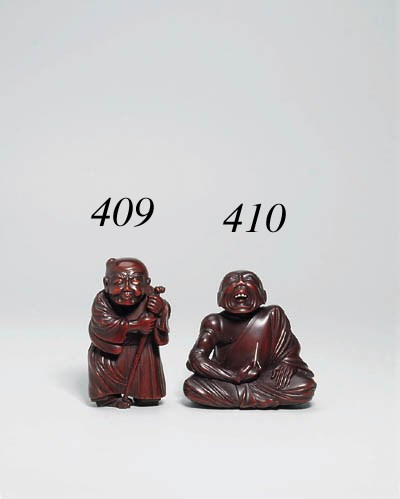 A wood okimono style netsuke