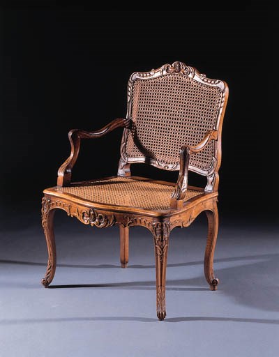 A matched suite of Regence beechwood seat-furniture