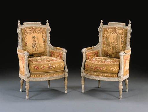 A PAIR OF LOUIS XVI BLUE AND WHITE-PAINTED BERGERES