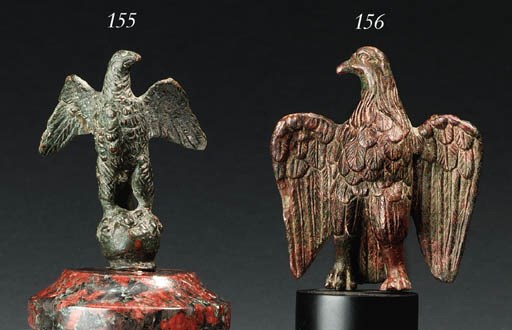 A ROMAN BRONZE FIGURE OF AN EAGLE