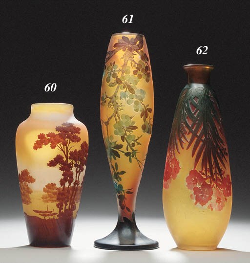A DOUBLE OVERLAID AND ETCHED GLASS VASE