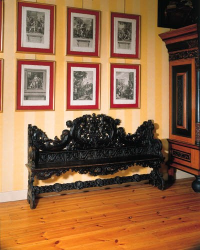 A Dutch ebonised hall bench