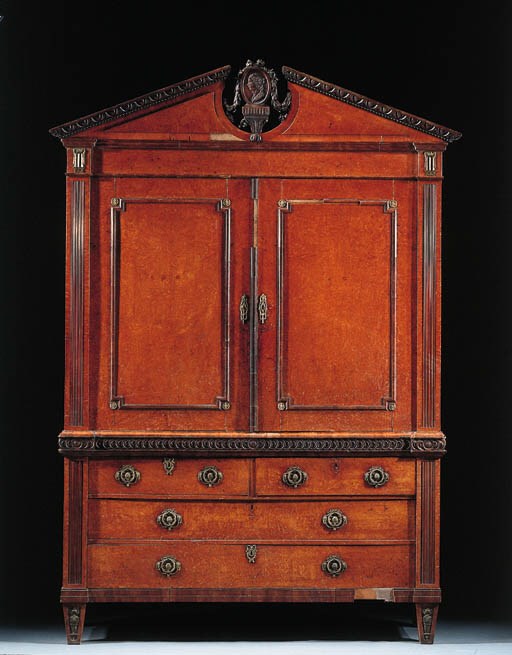 A Dutch thuya cabinet
