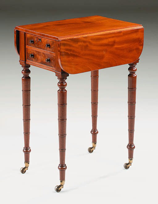 A GEORGE IV MAHOGANY SMALL PEMBROKE TABLE