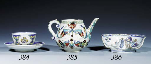 A KUTAHYA POTTERY TEAPOT