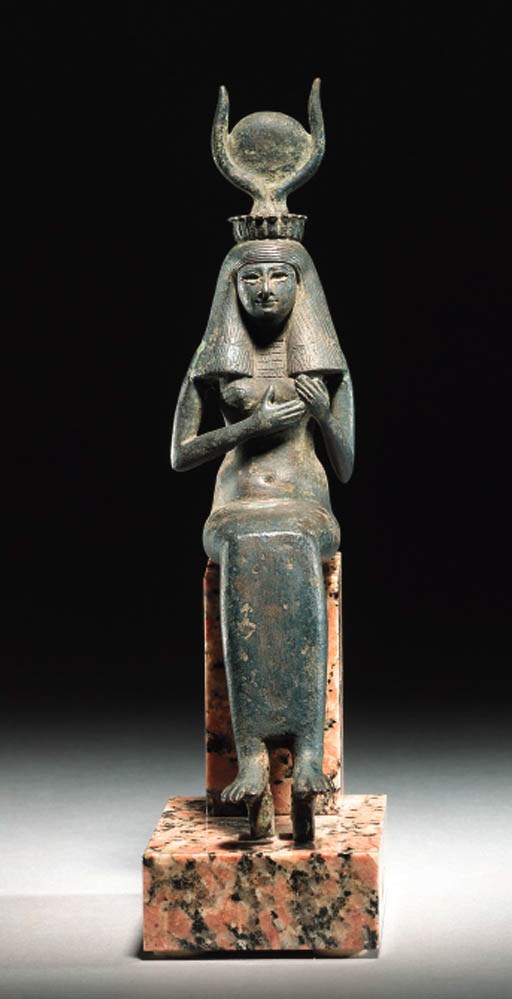 A BRONZE SEATED FIGURE OF ISIS