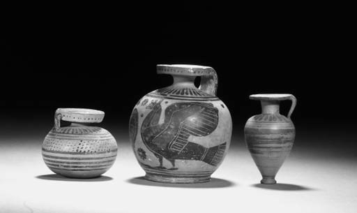 A CORINTHIAN POTTERY ARYBALLOS
