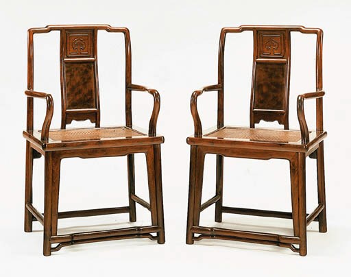 A Pair of Fine Huanghuali and Huamu Southern Official's Hat Armchairs, Nanguanmaoyi