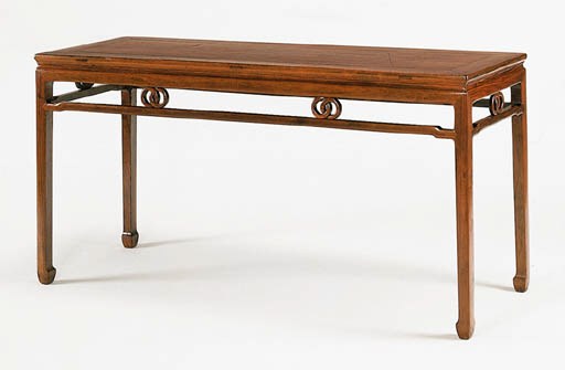 A Huanghuali Table, Zhuo