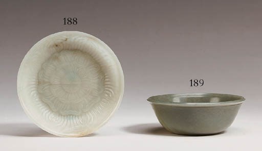A Mughal Style Translucent Greenish-White Jade Flower-Form Dish