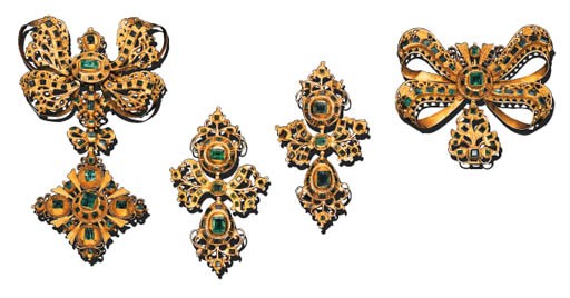 A SUITE OF SPANISH EMERALD JEWELLERY