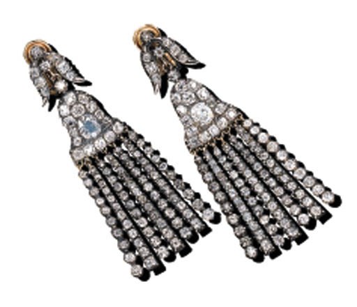 A PAIR OF ATTRACTIVE DIAMOND EAR-PENDANTS