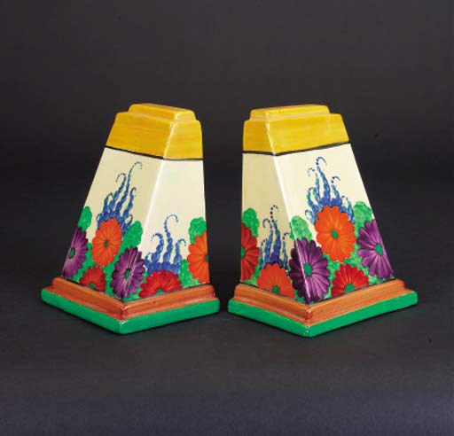 'Gay Day' a pair of  'Bizarre' 405 bookends