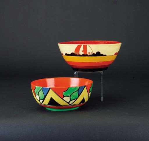 'Farmhouse' a  'Fantasque Bizarre' bowl