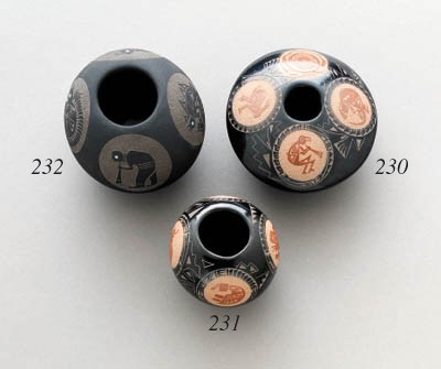 A SANTA CLARA BLACKWARE SEED JAR