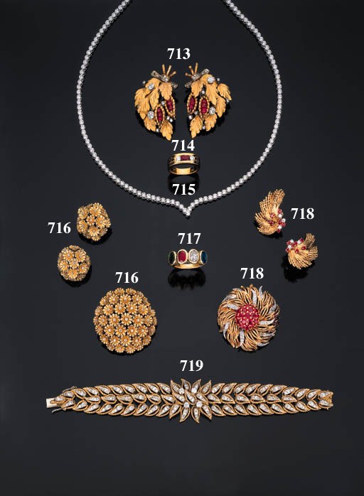 Bracciale in oro e brillanti, firmato Piccini