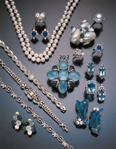 DIAMOND, SAPPHIRE AND AQUAMARINE BROOCH