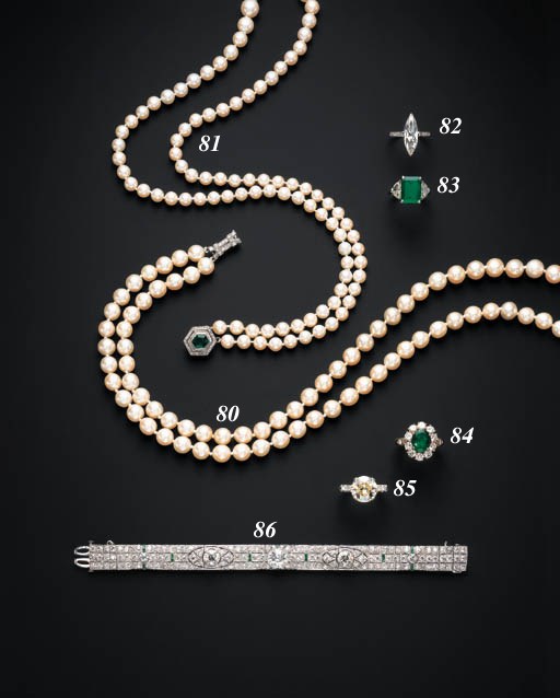 A TWO-STRAND CULTURED PEARL NECKLACE