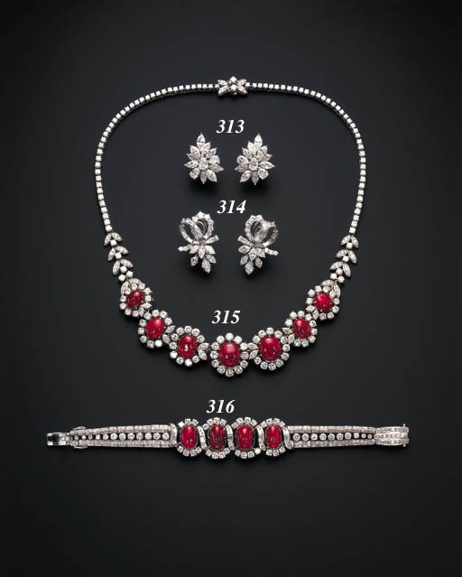 A CABOCHON RUBY AND DIAMOND NECKLACE