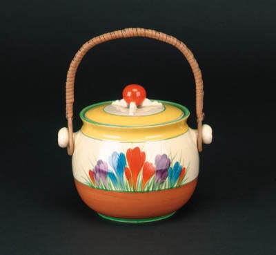 'Crocus' a  335 biscuit barrel and cover