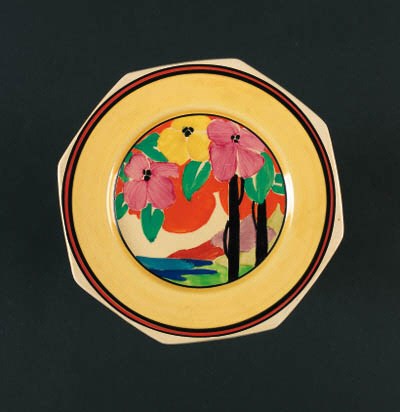 'Appliqué Palermo' a  'Bizarre' plate