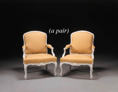 A PAIR OF EARLY LOUIS XV WHITE-PAINTED FAUTEUILS A LA REINE