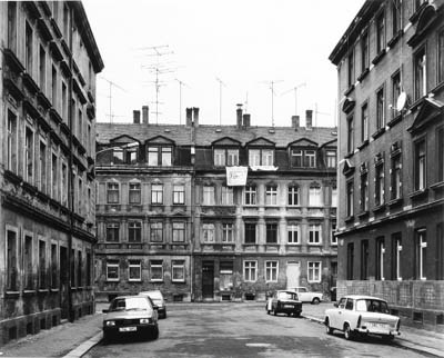 THOMAS STRUTH (born 1954)