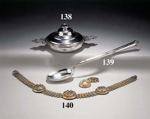 A DUTCH SILVER BASTING SPOON WITH MARROW SCOOP