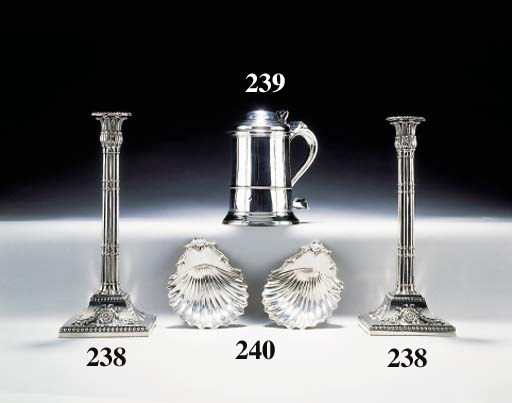 A GEORGE III SILVER TANKARD