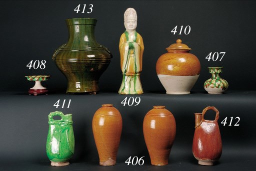 A Han green glazed pottery hu vase