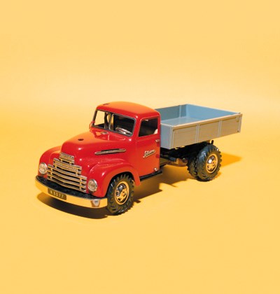 Schuco 6077 Electric Remote Control Tipping Truck