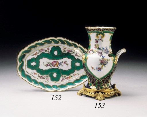 A SEVRES APPLE GREEN-GROUND SHAPED OVAL TRAY (PLATEAU 'UNI')