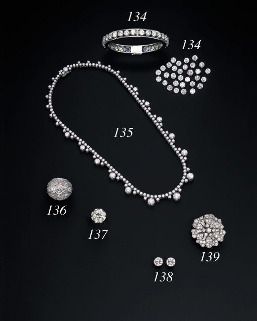 A DIAMOND NECKLACE