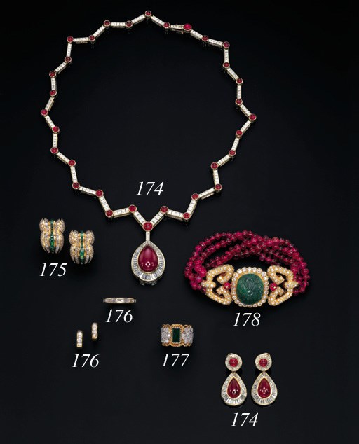 AN EMERALD AND DIAMOND RING, BY TABBAH