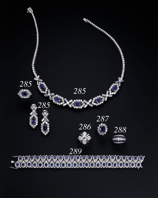 A SUITE OF SAPPHIRE AND DIAMOND JEWELLERY
