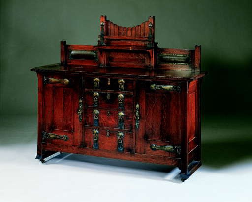 AN OAK SIDEBOARD