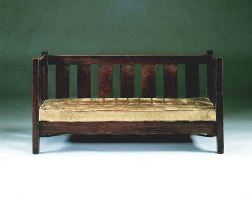 AN OAK SETTLE