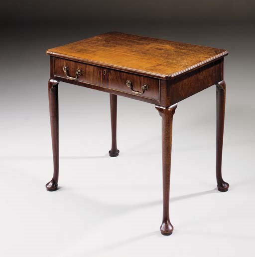 A GEORGE II MAHOGANY SIDE TABLE