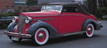 1937 PACKARD 8 TYPE 120-C 3-POSITION DROPHEAD COUPÉ