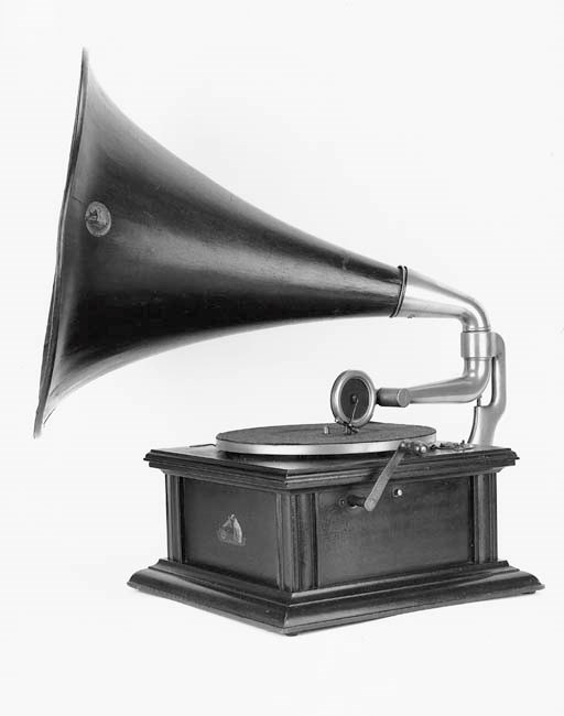 An HMV Model IIa mahogany horn gramophone,