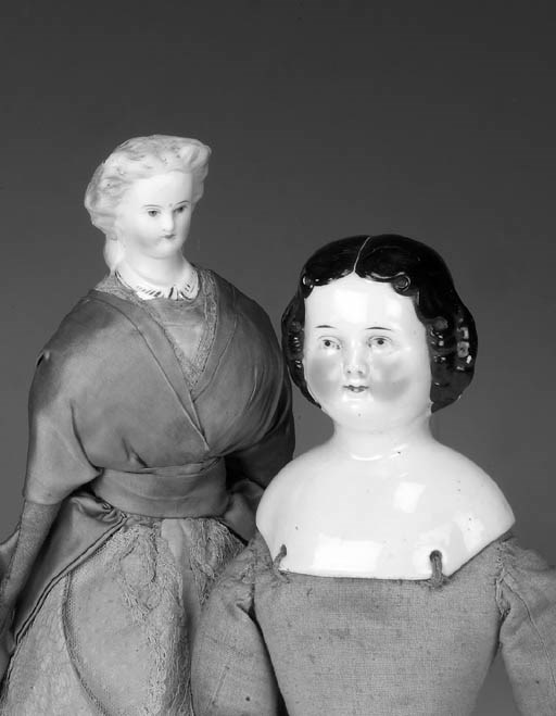 A China shoulder-headed doll