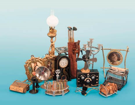 A quantity of dolls' house chattels