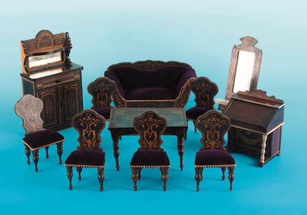 A part set of drawing room furniture