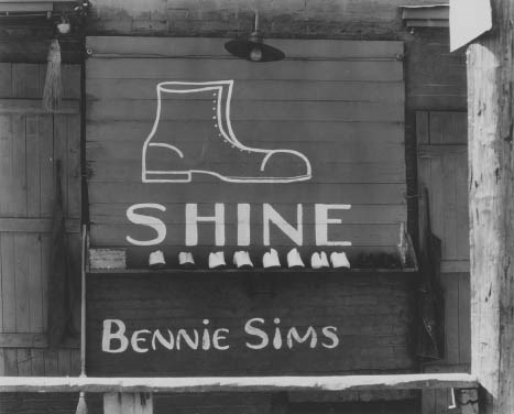 WALKER EVANS