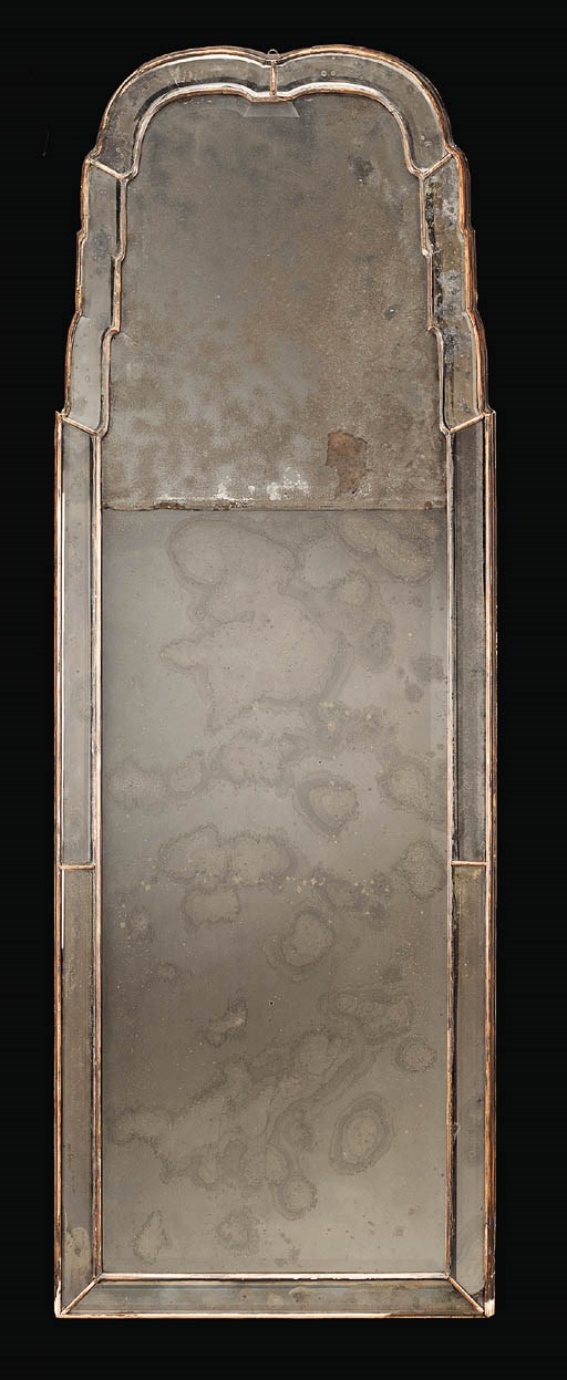 A QUEEN ANNE GILTWOOD PIER MIRROR