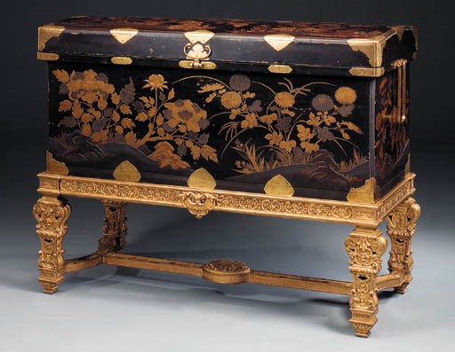 An ormolu-mounted Japanese lacquer nagamochi, on a giltwood stand